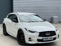 INFINITI Q30