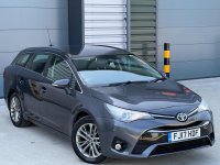 TOYOTA AVENSIS