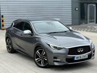 INFINITI Q30