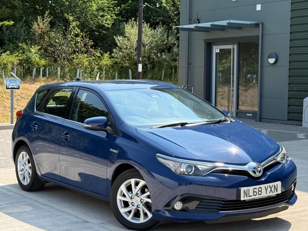 2018 Toyota AURIS