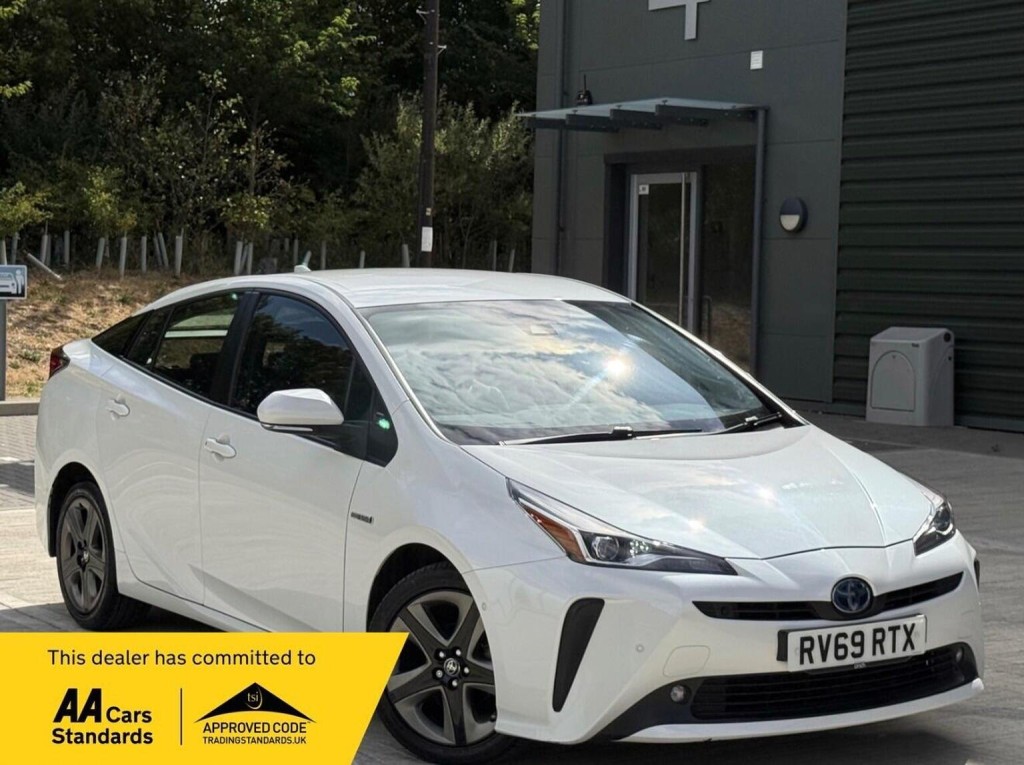 2019 Toyota PRIUS