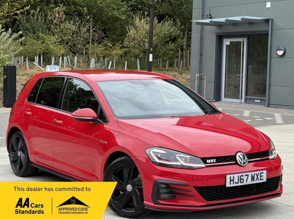 2017 Volkswagen GOLF